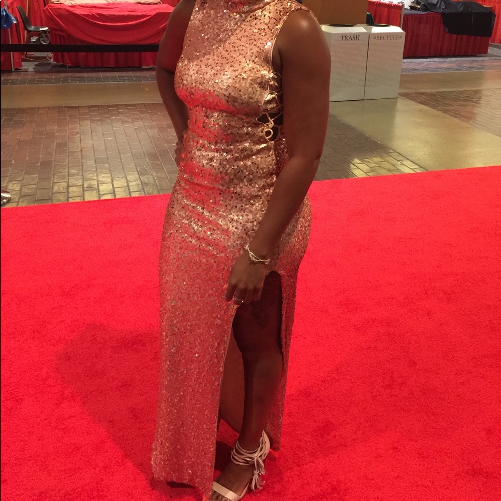 Full sequin Evening gown